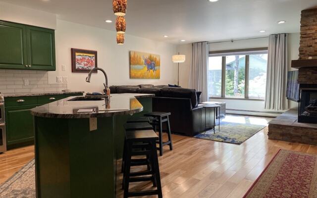 Mountain Harbor #143 3 Bedroom Condo