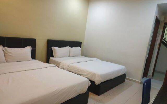 Hotel Alor Villa