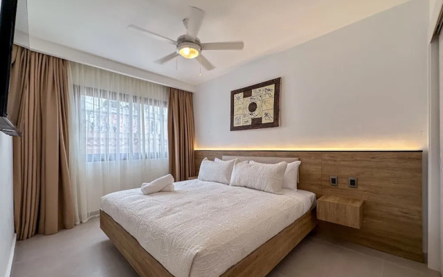 Gorgeous 2 BR Luxury Apartment