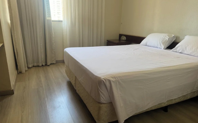 Apto Londrina Flat Hotel 704, 43 m2 , luxe, c jacuzzi