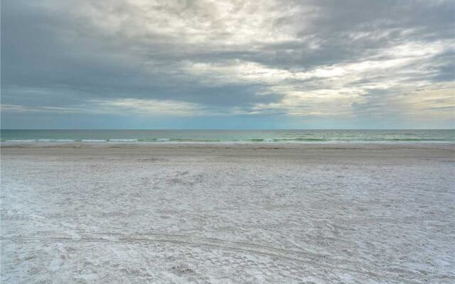 Pointe Condo 201 - Two Bedroom Condo