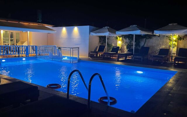 Blue Sky Hotel Apts