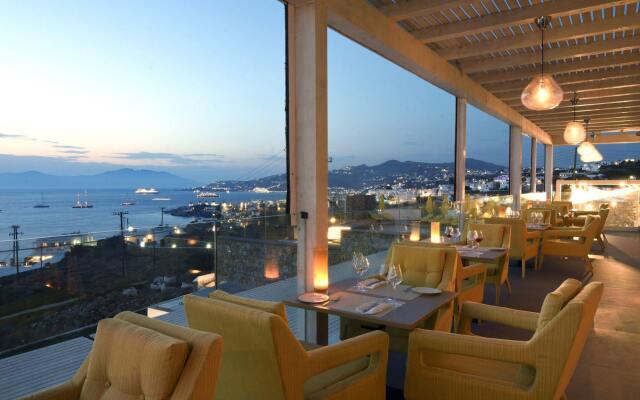 Отель Myconian Korali Relais & Chateaux