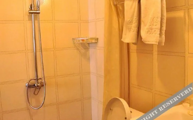 Yoyo Hostel