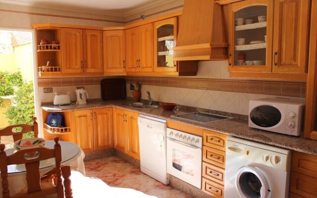 Villa Mercedes Canovas Nerja