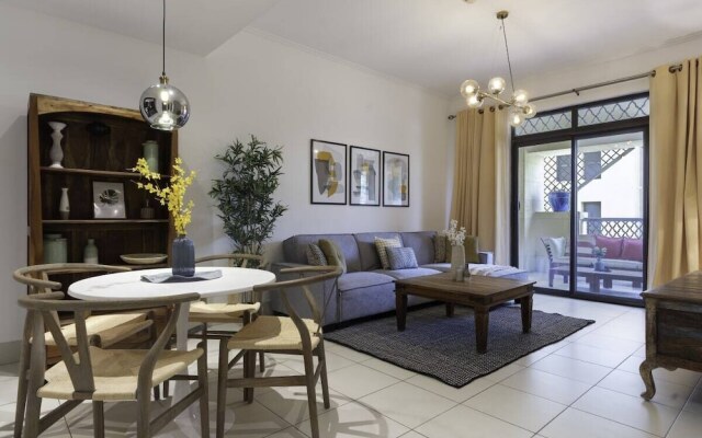 Serene Apartment in Dubai Old Town