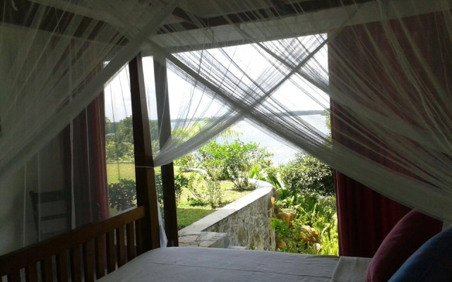 Sea Heart House on Koggala Lake