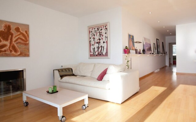 Sunny View Apartment