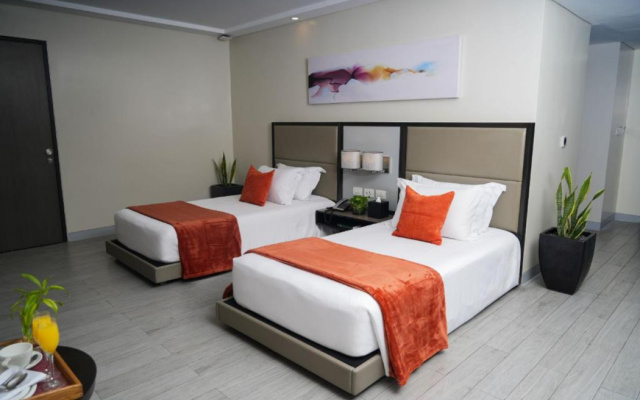 MCollection - Stay Across NAIA Terminal 3 in Newport City