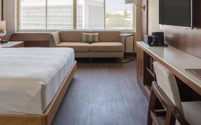 Fullerton Marriott at California State University