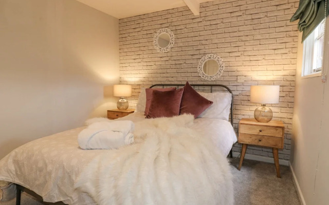 The Lodge at Wildersley Farm