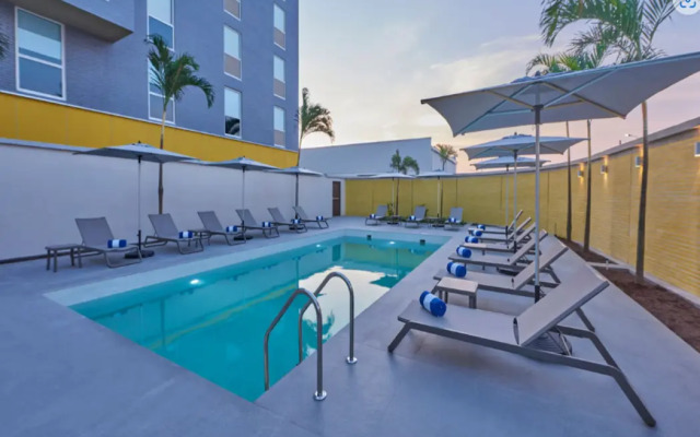 City Express By Marriott Cancun Aeropuerto