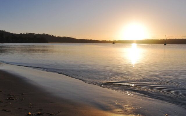 Smugglers Rest Apartments