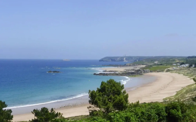 Nice Holiday Flat, 100 m From the Beach, Erquy