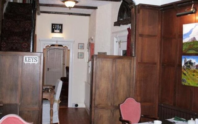 The Minadab Cottage