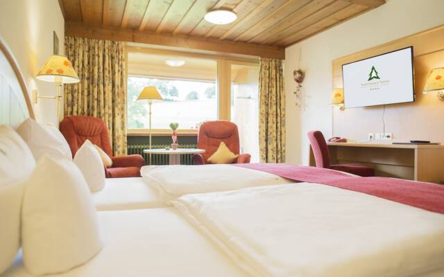 Kaisers Tanne - Premium Alles Inklusive Hotel