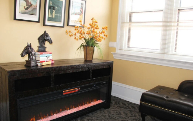 City Hall Grand Hotel