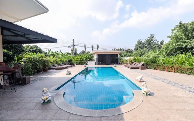 Oyo 361 Relax Garden House
