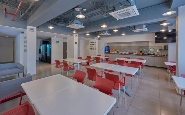 City Express Junior by Marriott Toluca Zona Industrial