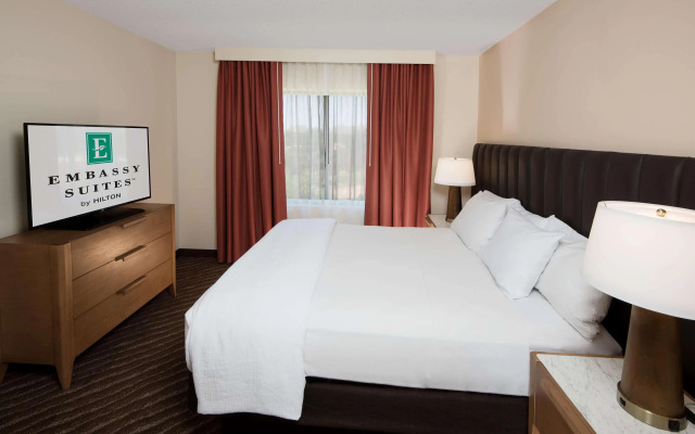 Embassy Suites by Hilton Phoenix Scottsdale