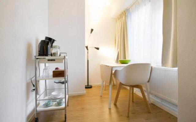Pleasant Studio in the City Center