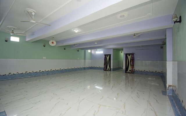 Hotel Amit by OYO Rooms