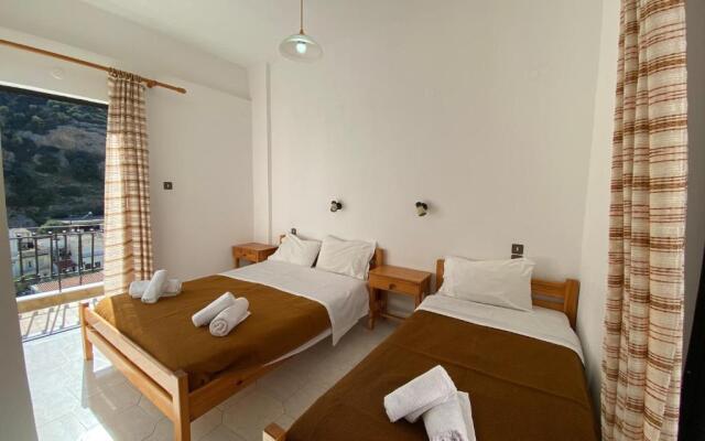 Argyro Studios and Apartments