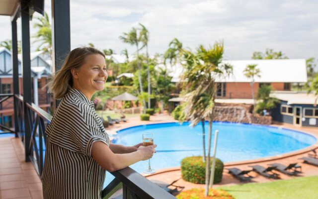 Moonlight Bay Suites