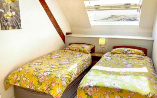 Holiday Home Maesmynis