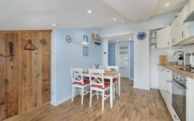 Family Apartment Slowackiego by Renters