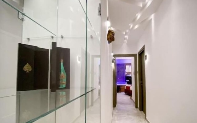 Twin Towers Naples Luxury