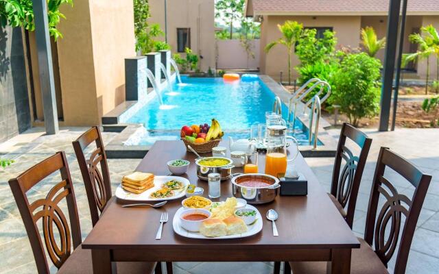 SaffronStays Eden, Nashik - pet-friendly villa with pool, jacuzzi & grape farm