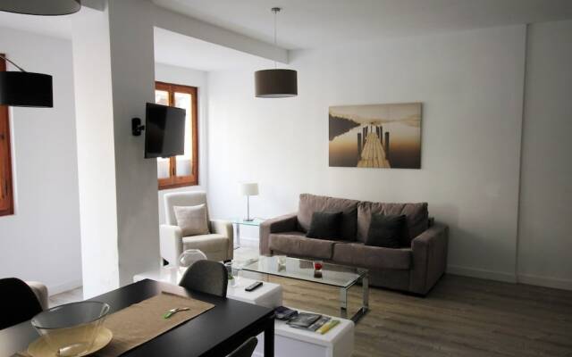 Apartamentos Travel Habitat Ayuntamiento