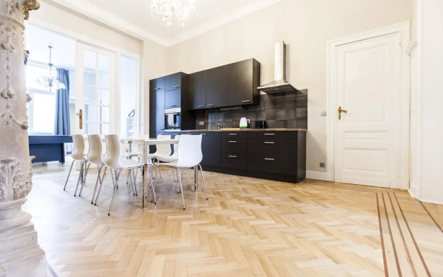 Schuman Square - EU Apartments
