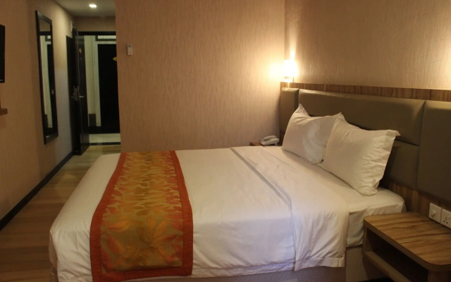 The Golden Bay Hotel Batam