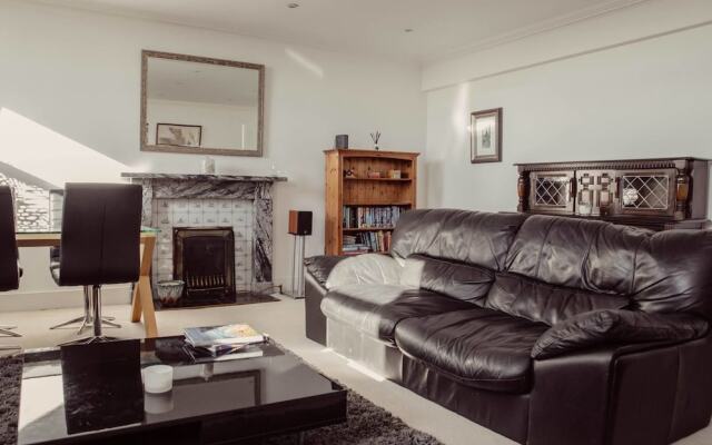 GuestReady Apartment in the West End