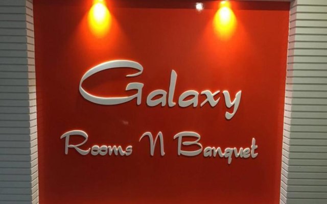 OYO Townhouse 5244 Galaxy Rooms