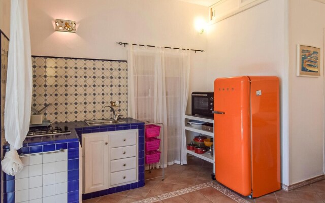 Stunning Home in Sant'angelo With Wifi and 2 Bedrooms