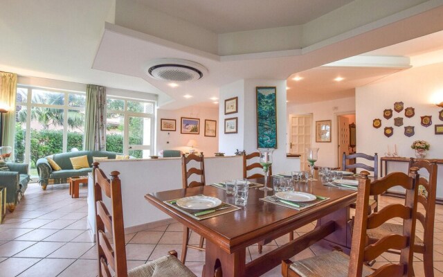 Awesome Home in Furnari With 5 Bedrooms and Wifi