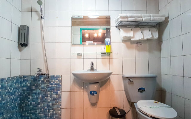 DongNing Atlas Hotel