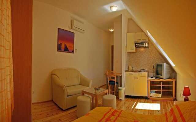 Miletic II Apartments