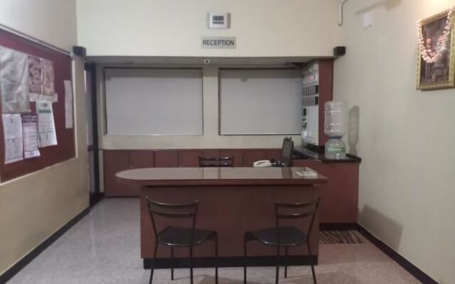 Hotel B M Shree Residency