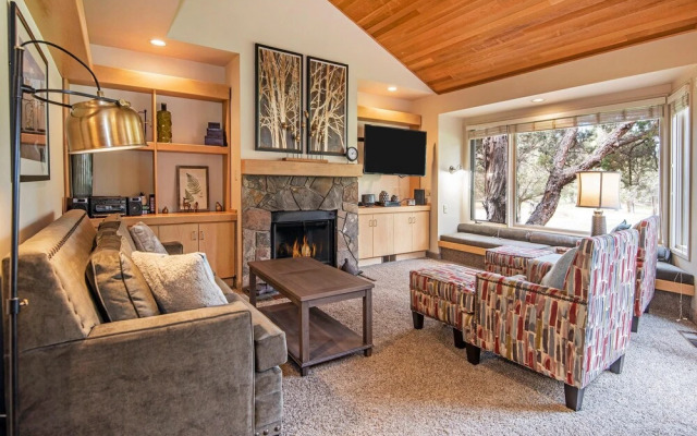 Eagle Crest on the Green