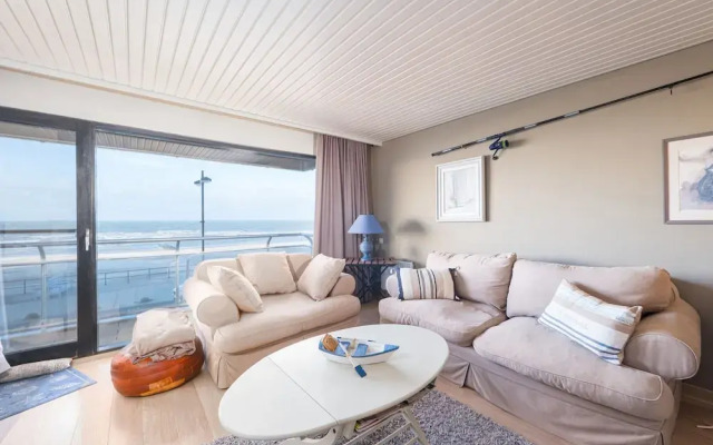 Apartment With Sea-view From Terrace