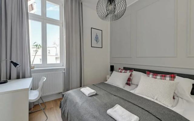 Forma by Grand Apartments