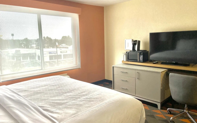 Holiday Inn Spartanburg Northwest by IHG
