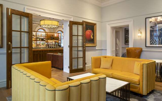 The Queen at Chester Hotel, BW Premier Collection