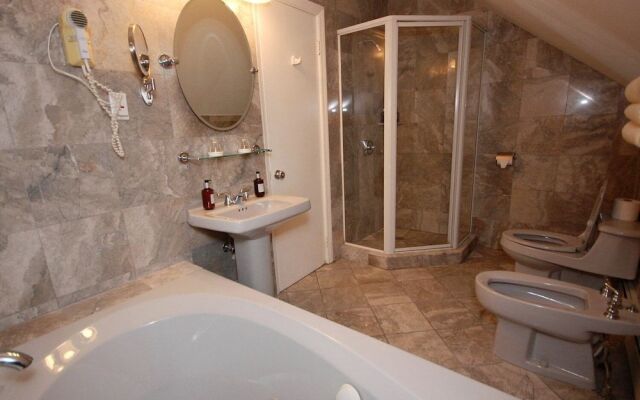 Copperhood Retreat & Spa