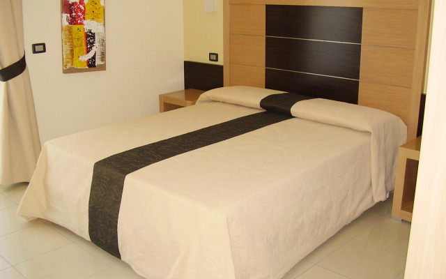 Ticho's Greenblu Hotel