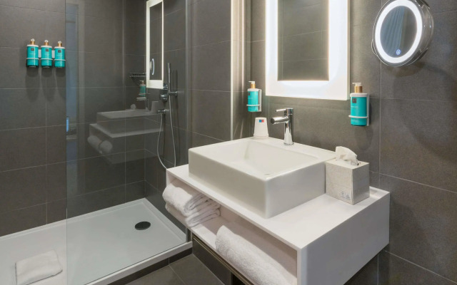 Отель Novotel Belleville Paris 20